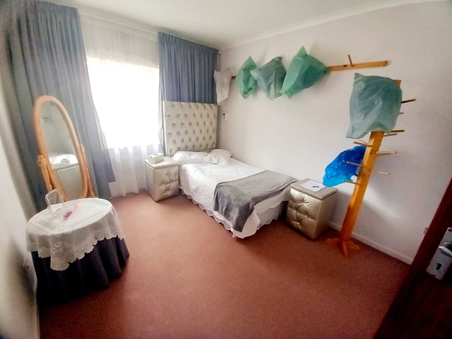 4 Bedroom Property for Sale in Roodia Free State